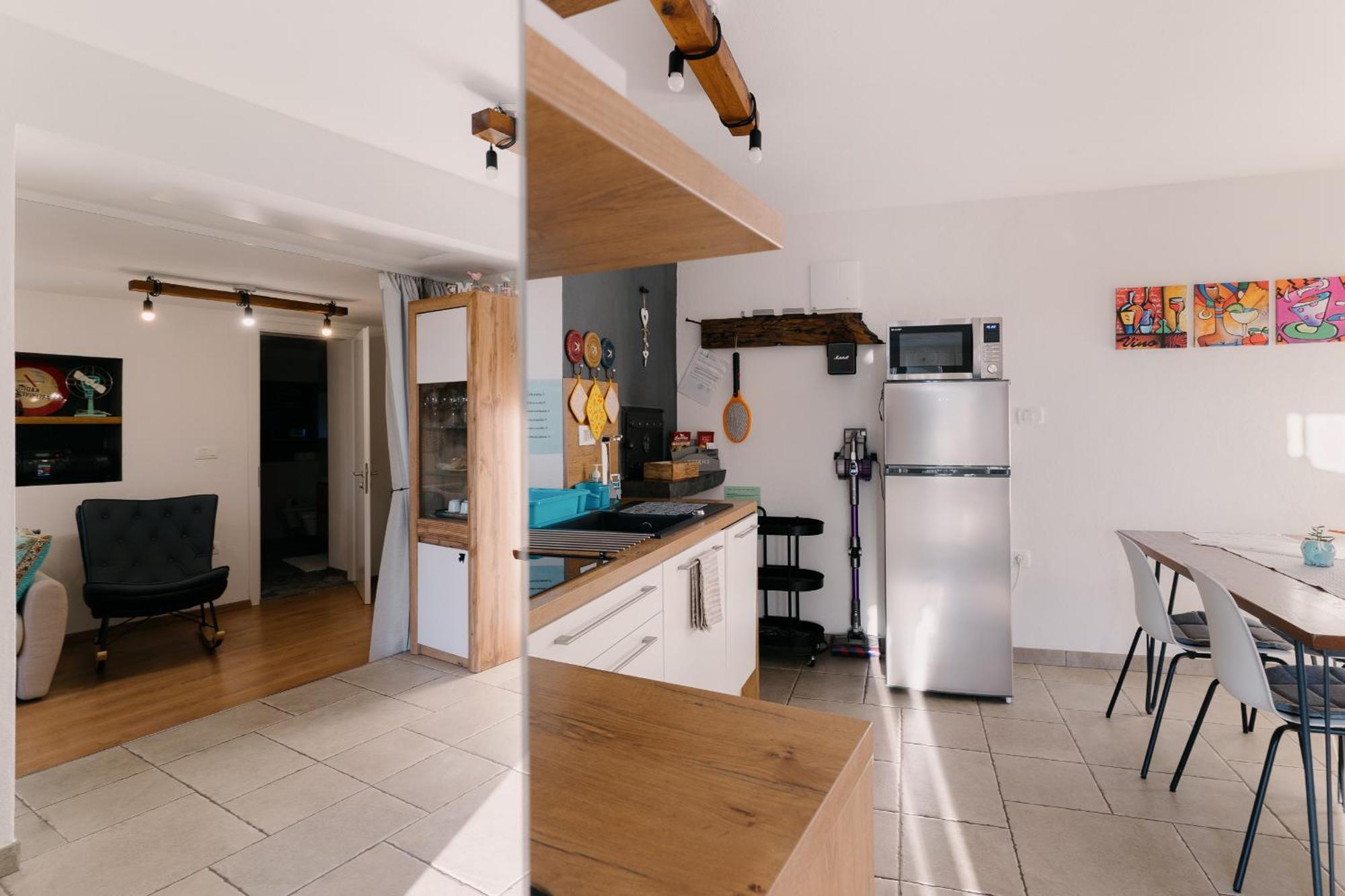 Apartma Ob Stari Murvi, Sezana Luaran gambar